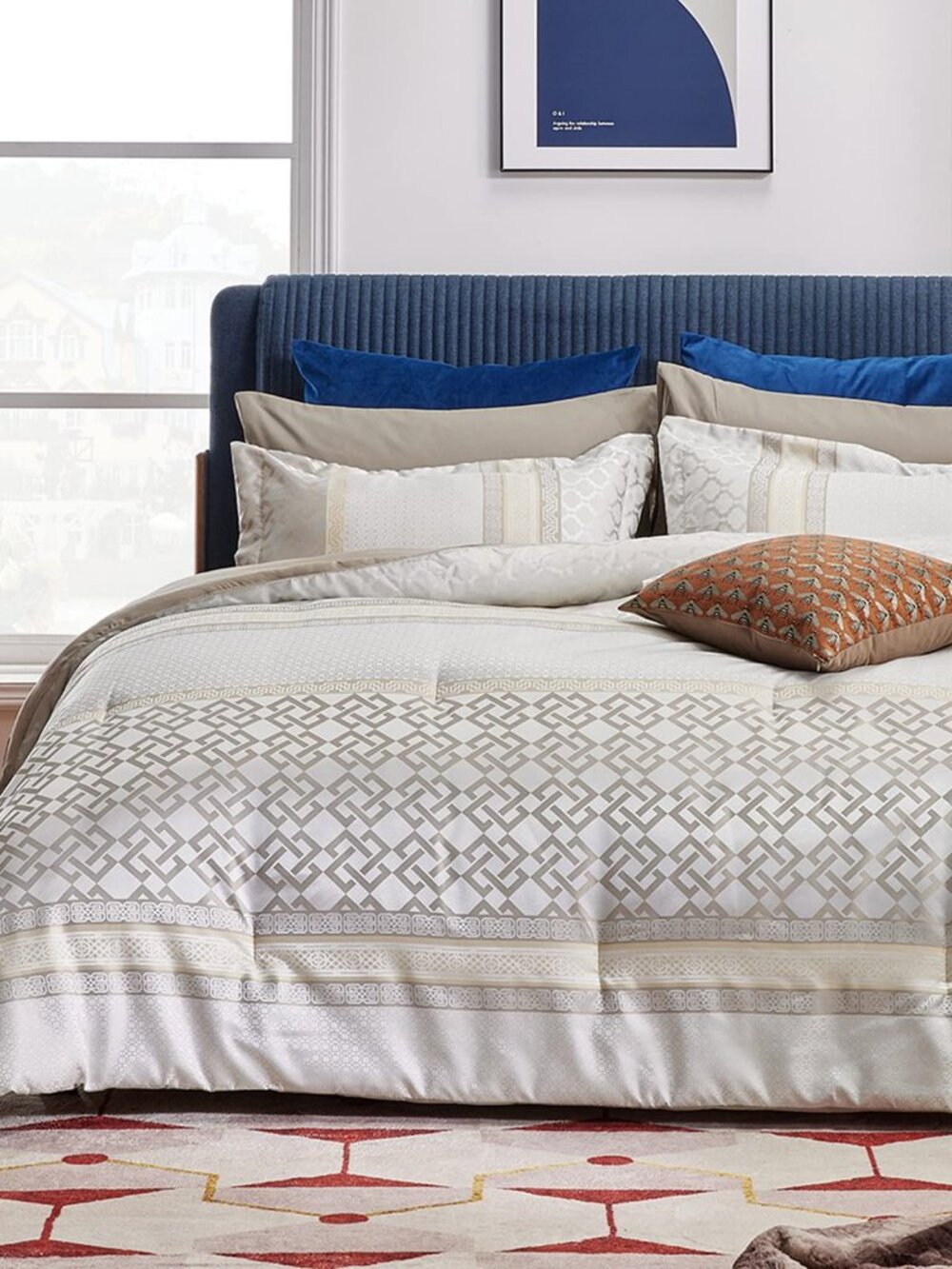 Bedsure King Bed in a Bag – 8 Piece Comforter Set – Gold – Hotel Style